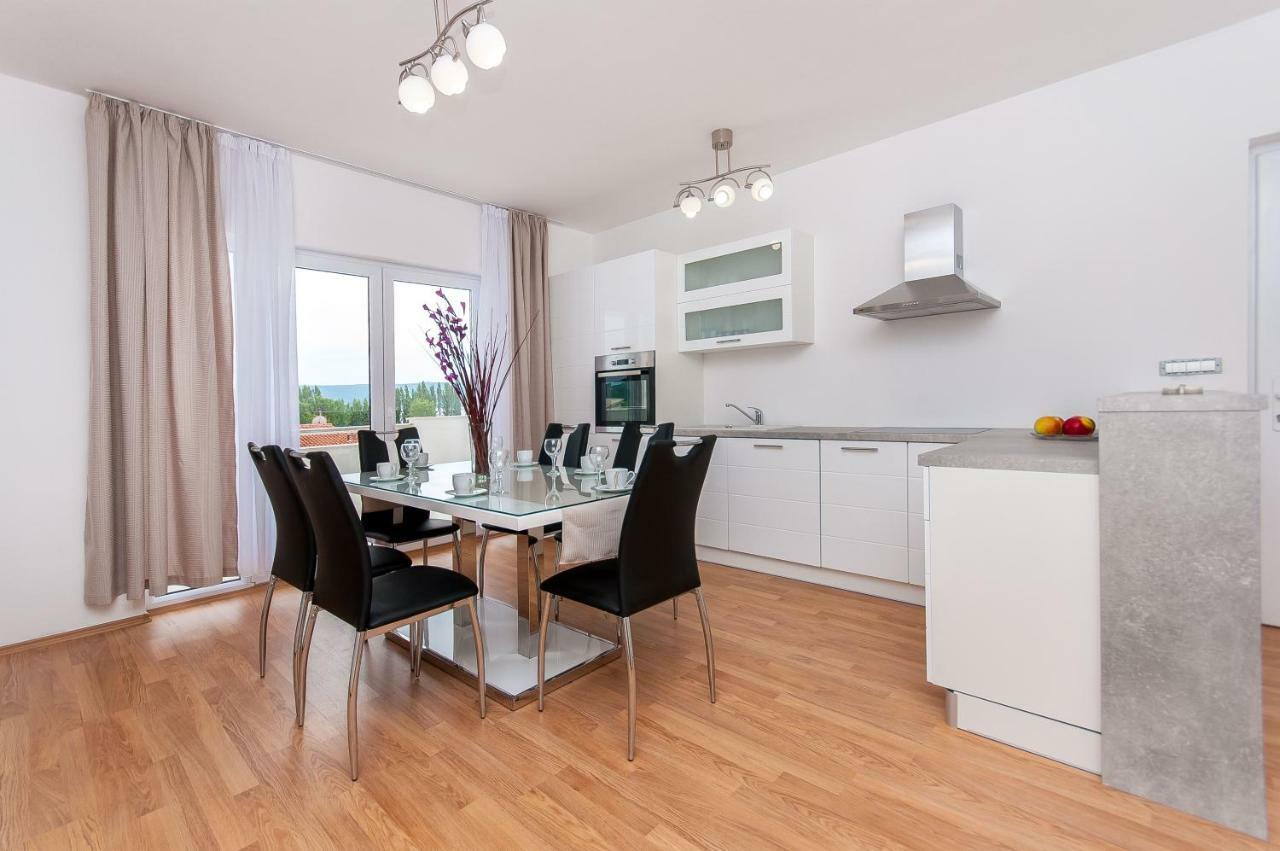 Apartman Mira- Omiš Exteriér fotografie